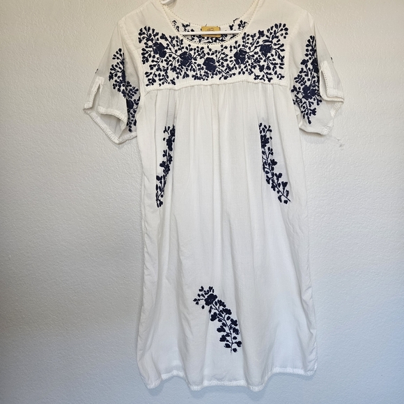 Roller Rabbit Dresses & Skirts - Roller Rabbit | Embroidered Cotton Dress White Blue, Womens Small